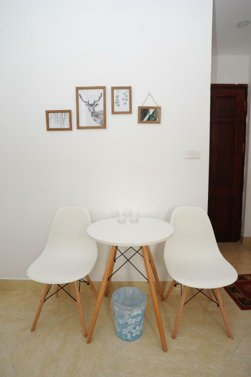 Ruby Lakeview Homestay Hanoi Exterior photo